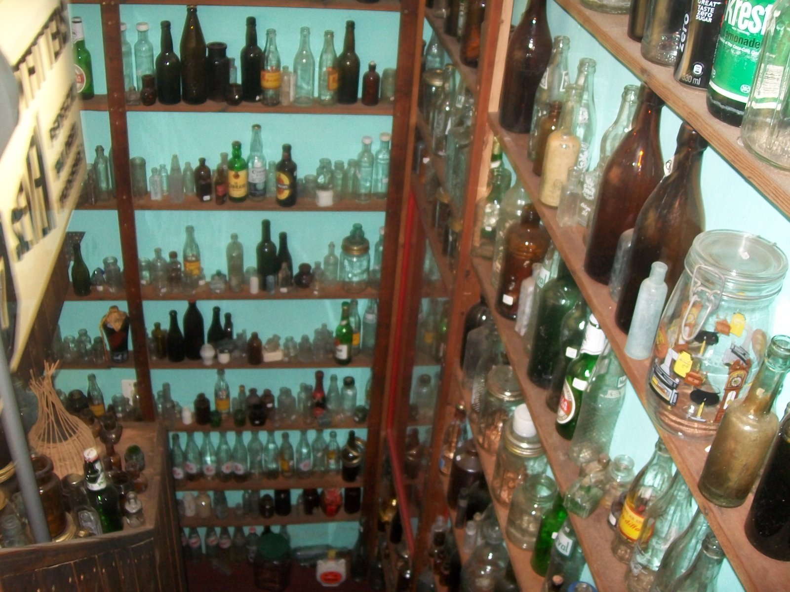 Bellbottoms antique store in Pretoria Live Eco